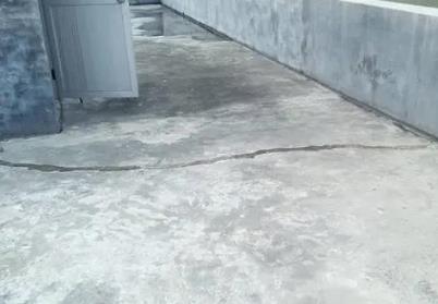 南部楼顶漏水维修公司分享下如何解决卫生间隐蔽部位漏水的问题?